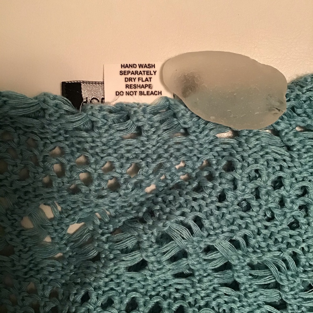 HOLT RENFREW sweater - Picture 8 of 8